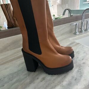 Free People Chelsea platform boots 38